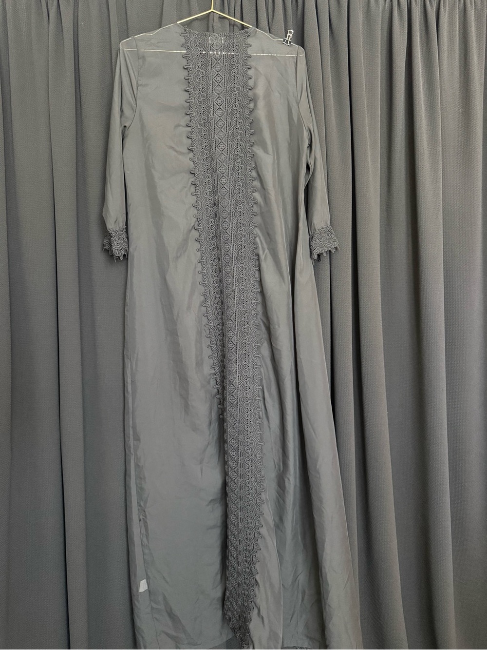 Lace-Trim Long Gray Robe - Picture 2 of 2